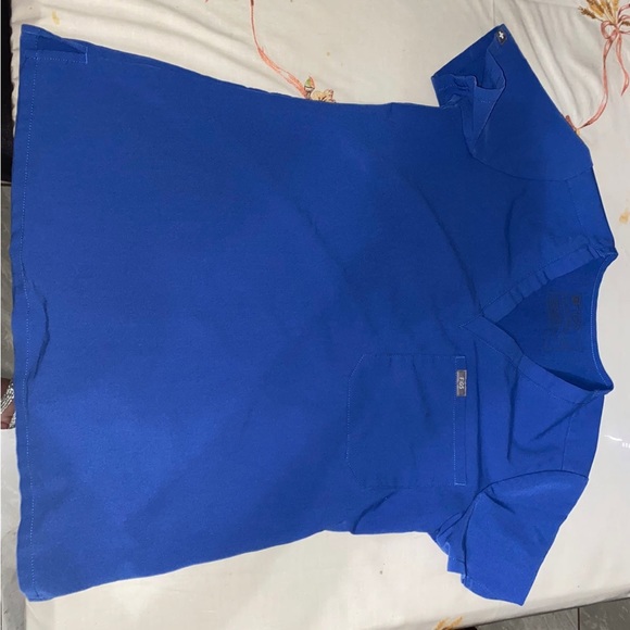 FIGS Scrub Top XS - Picture 3 of 3